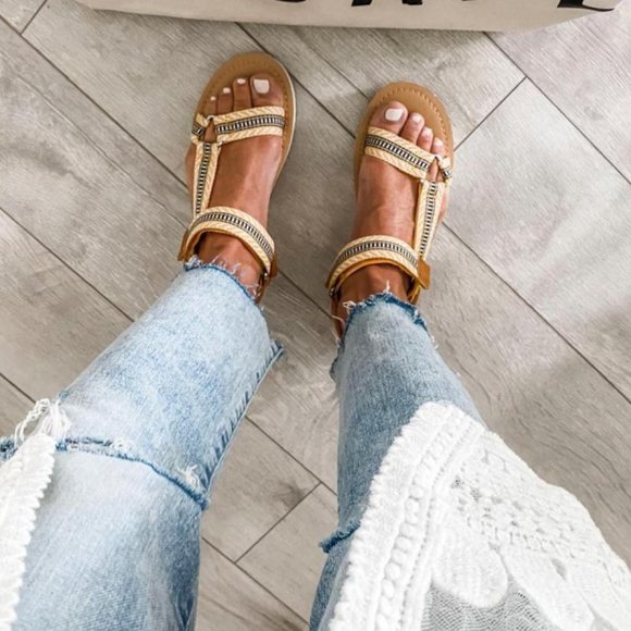 Women's Angie Heels - Universal Thread™ - Picture 2 of 7